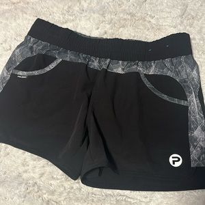 Women’s L Pelagic Shorts